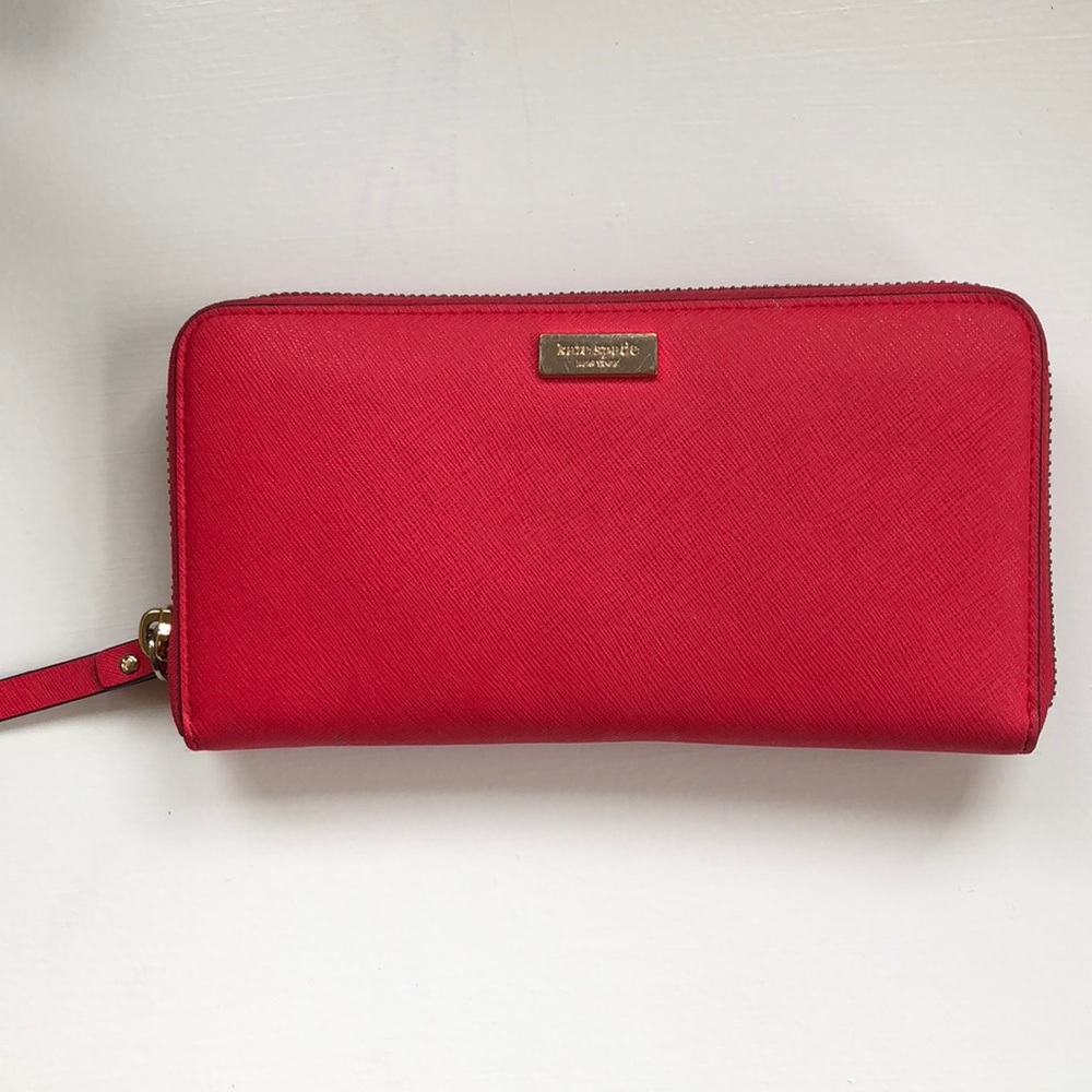 Kate Spade Pink Travelers Wallet